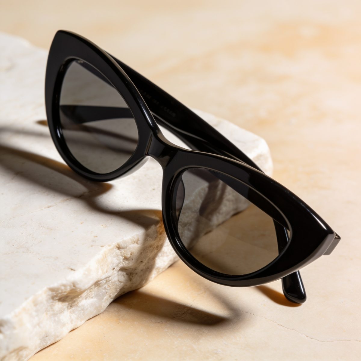 The Onyx Cat-Eye