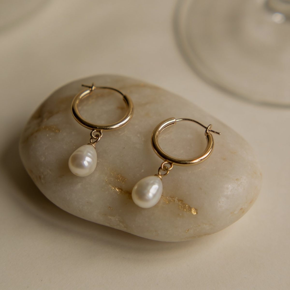 The Pearl Hoop